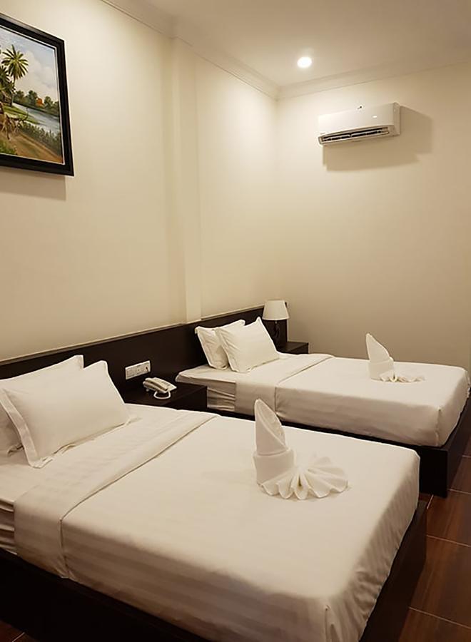 Apple Hotel Two - Near Phnom Penh Airport Екстериор снимка