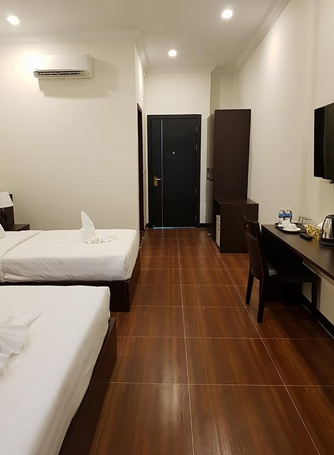 Apple Hotel Two - Near Phnom Penh Airport Екстериор снимка