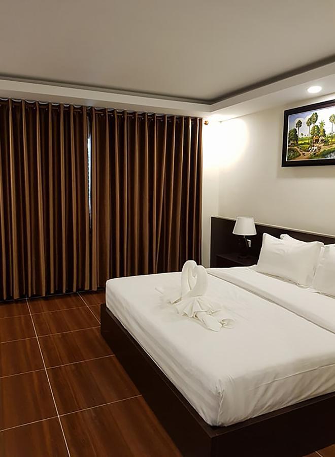 Apple Hotel Two - Near Phnom Penh Airport Екстериор снимка